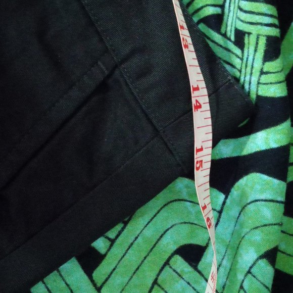 Vintage Black Jump with gold trim - Picture 15 of 15